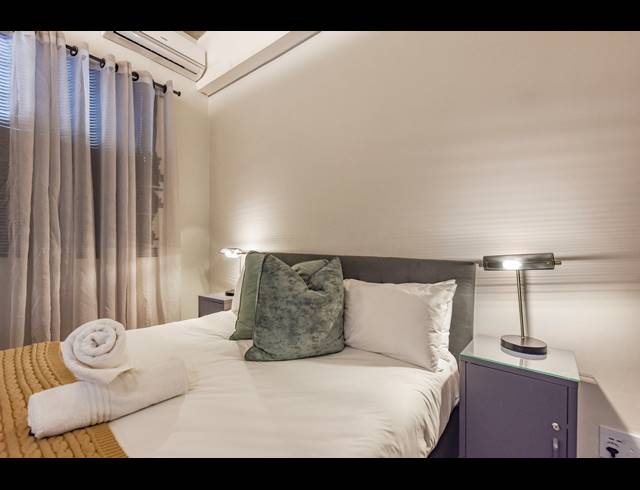 1 BEDROOM APARTMENT FOR SALE IN SANDOWN